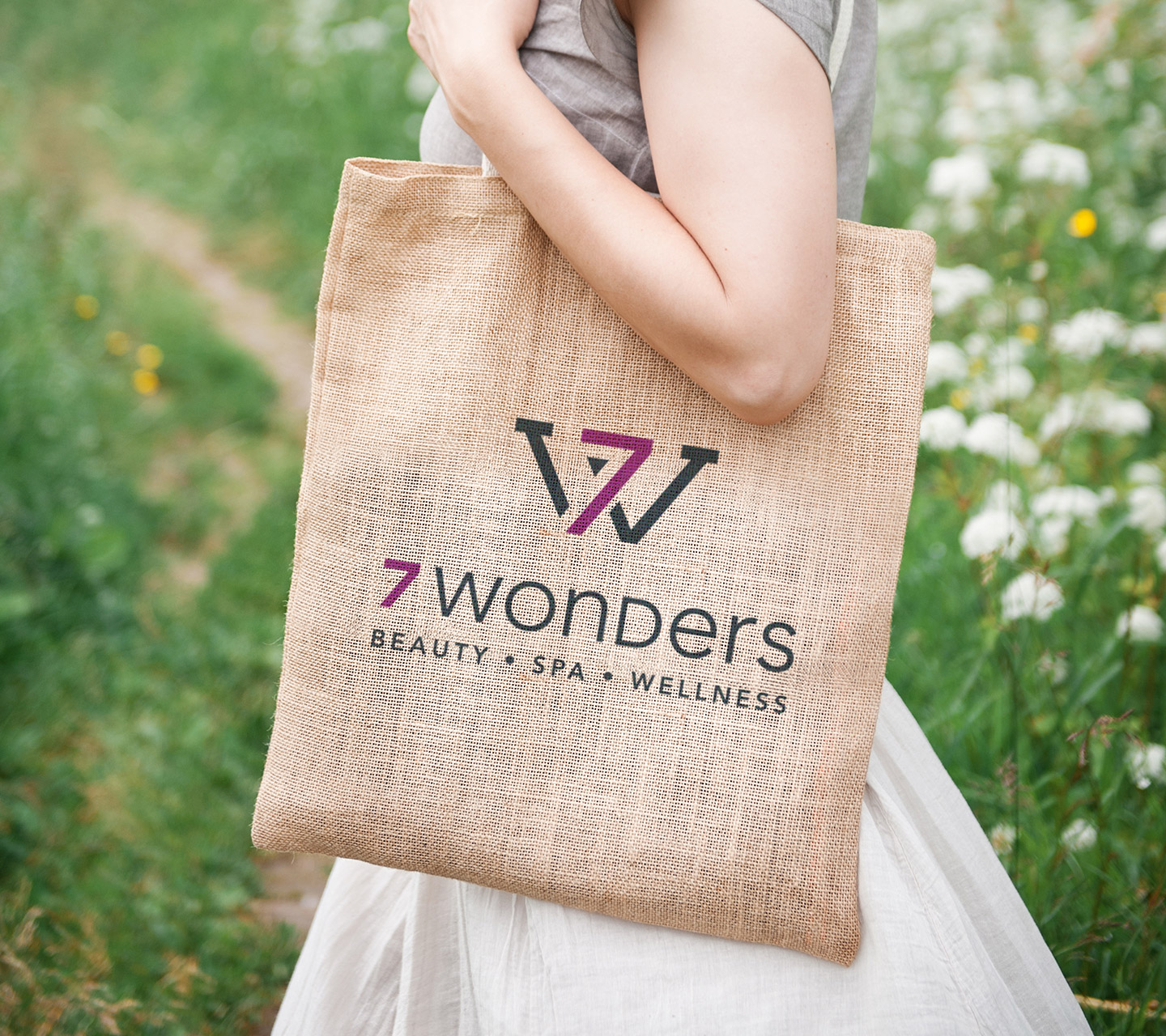 7 Wonders logo design on a bag